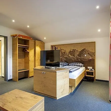 Hotel Gaestehaus Boersch Riezlern